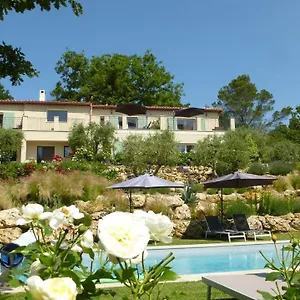 Le Vallon Des Oliviers Bed & Breakfast